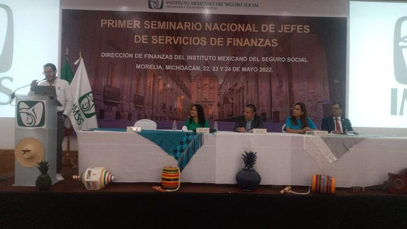 Luis Navarro inaugura el primer seminario nacional de Jefes de Finanzas del IMSS 2022