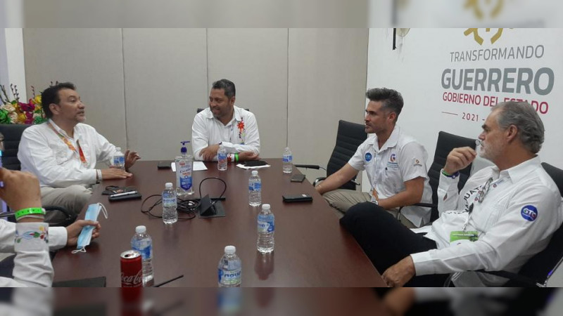 Une fuerzas Michoacán con Guerrero y Guanajuato para promoción turística