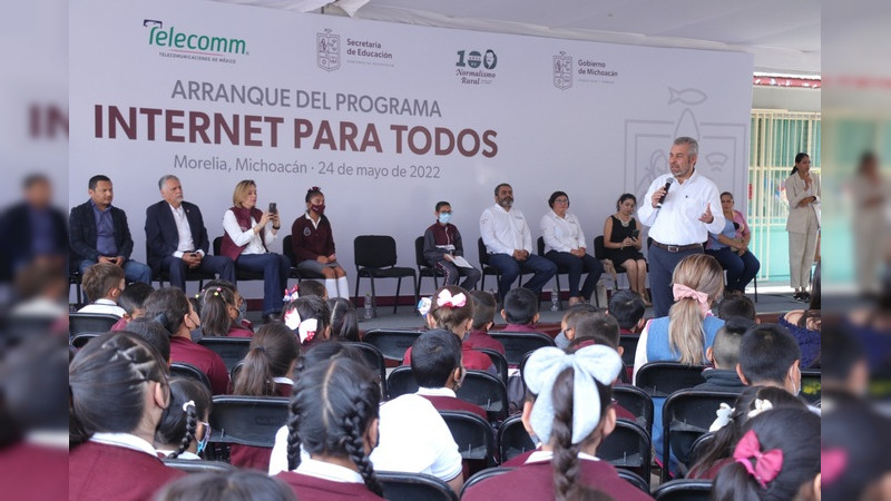 Instalarán mil 600 antenas de internet gratuito en Michoacán 