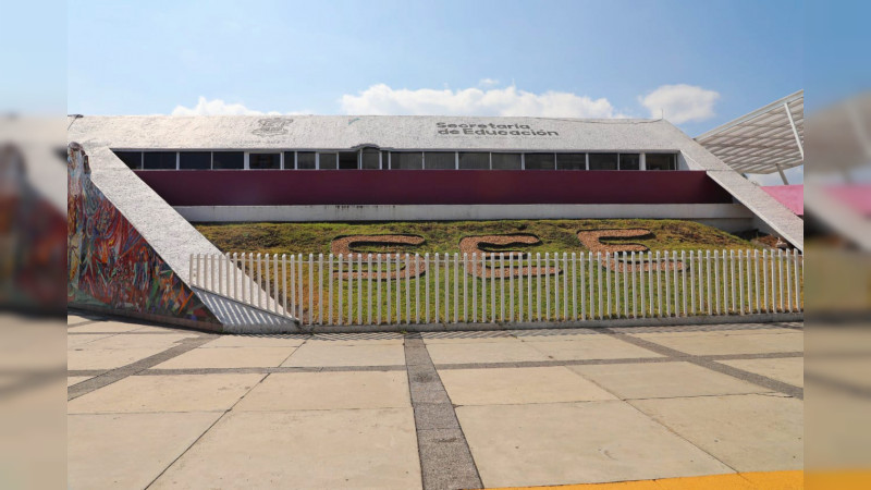 Secretaría de Educación de Michoacán refrenda compromiso a favor de la paz y emite reporte sobre caso de Federal 4 