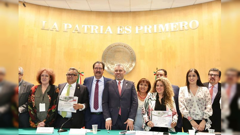 Puerto de LC, la joya de la corona para potenciar la actividad minera, afirma Bedolla 