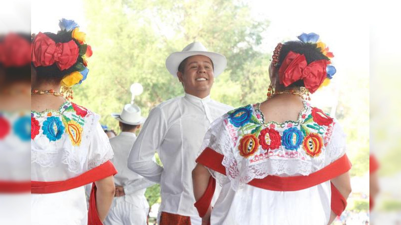 Más de 2 mil personas gozaron de las presentaciones de danza en el Festival Michoacán de Origen