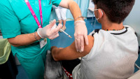 Vacunación contra Covid-19 para niños de 5 a 11 años podría ser este año, informa López-Gatell 