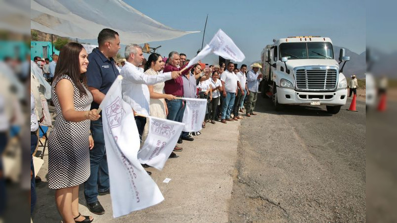 Inicia rehabilitación carretera en Tierra Caliente: Bedolla 