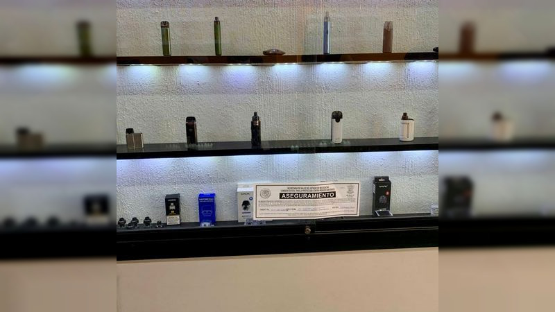 Aseguran más de 900 unidades de vapeadores y aditivos en Michoacán 