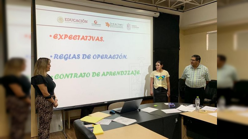 Inician Sedeco e Icatmi capacitación sobre competencia en asesoría de crédito de vivienda, en Morelia 