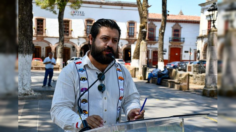 Autoridades municipales conmemoran el XX Aniversario del nombramiento de Pátzcuaro como pueblo mágico 