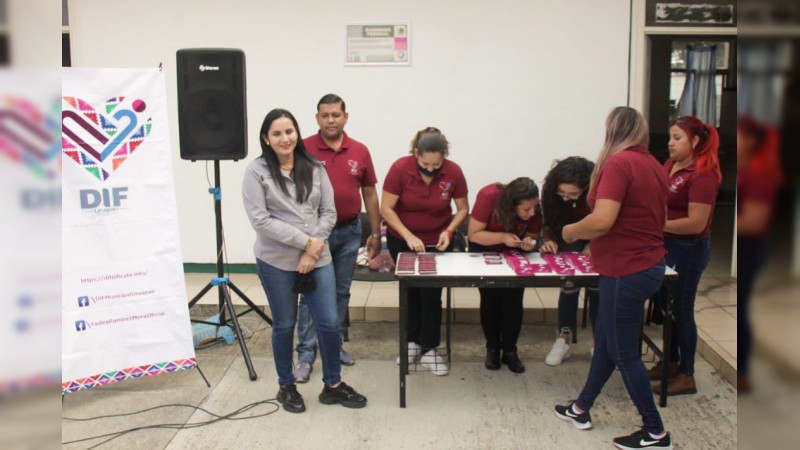 Atiende DIF municipal de Uruapan peticiones de la población 