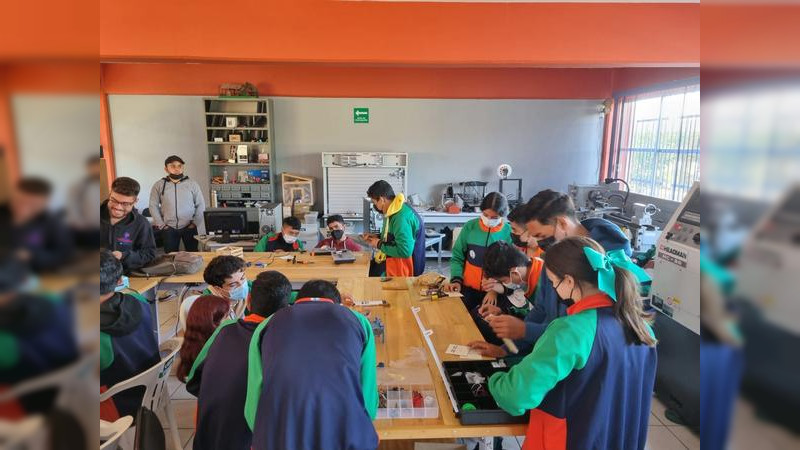 Declaran inexistente huelga en Cecytem; la dirección general llama a volver a las aulas 