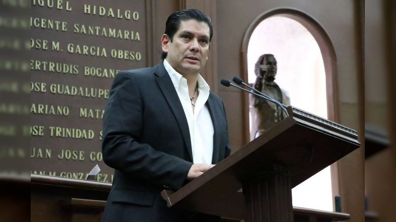 Propone Ernesto Núñez impedir a magistrados, jueces y consejeros atender asuntos con intereses políticos 