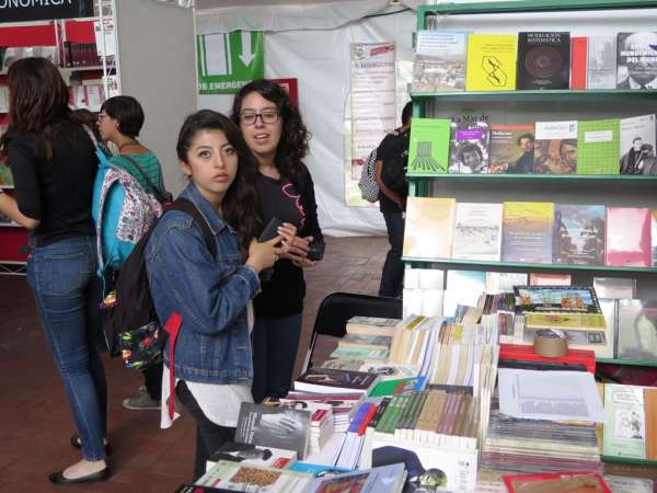 No hay mejor herramienta que la educación para empoderar a mujeres, afirman en Librofest‏  