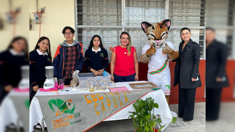 Con proyecto ecológico, estudiantes del Cecytem Capula participan en feria ambiental de la SEE