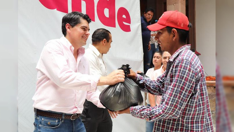 Firme el compromiso de mejorar condiciones laborales del personal de Limpia: Toño Ixtláhuac  