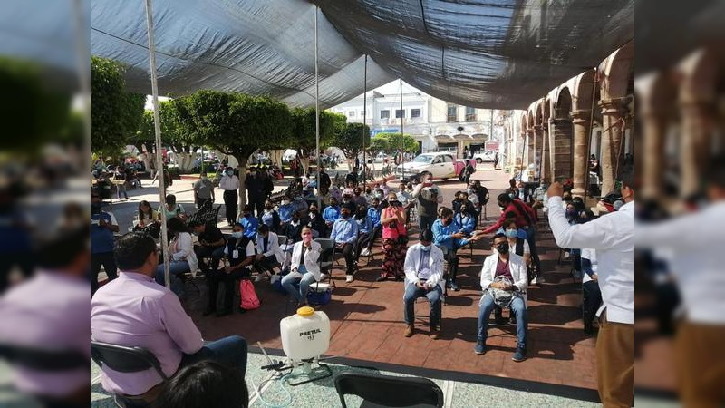  Realiza SSM jornada de vacunación antirrábica y nebulización en el municipio de Puruándiro 
