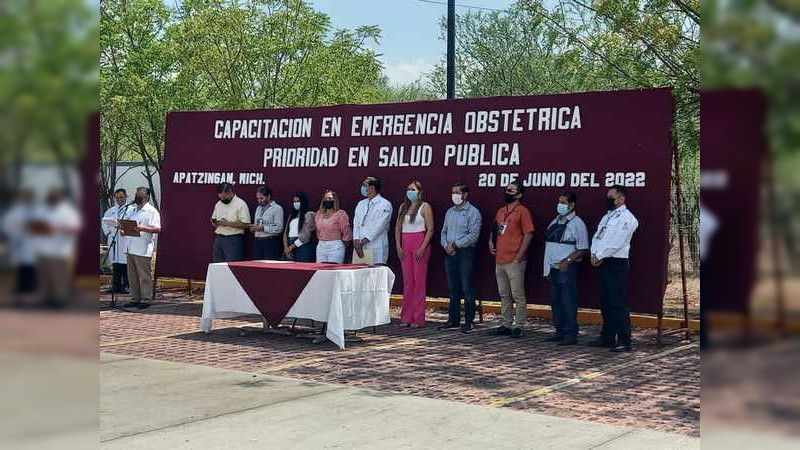 SSM capacita a médicos en atención de emergencias obstétricas