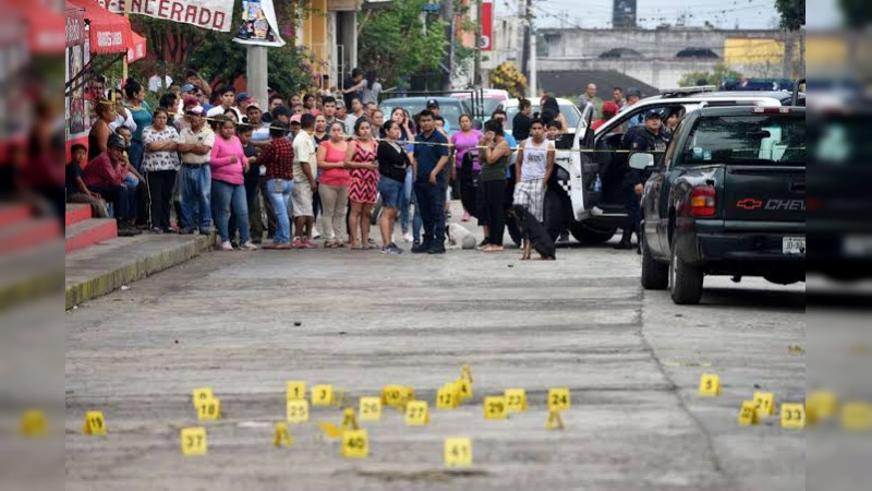 Sicario causa masacre en Michoacán: Asesina a 8  y hiere a 4 antes de ser abatido 