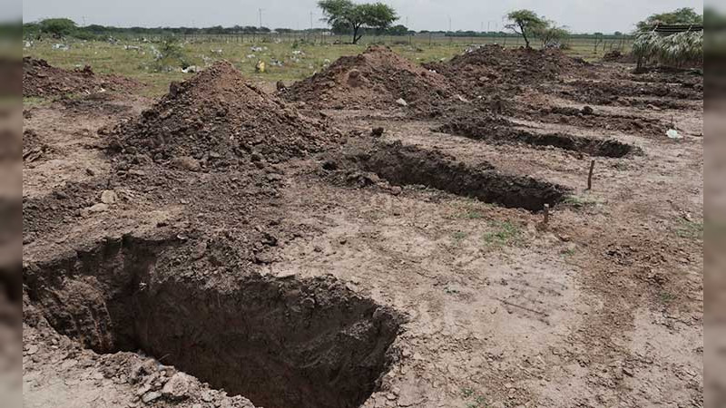 Localizan restos de 4 personas más en fosa en Villamar, Michoacán: Suman 14 víctimas y siguen las excavaciones 