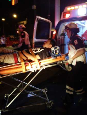 Suertudo joven vive para contarla luego de sufrir aparatoso accidente‏ - Foto 0 