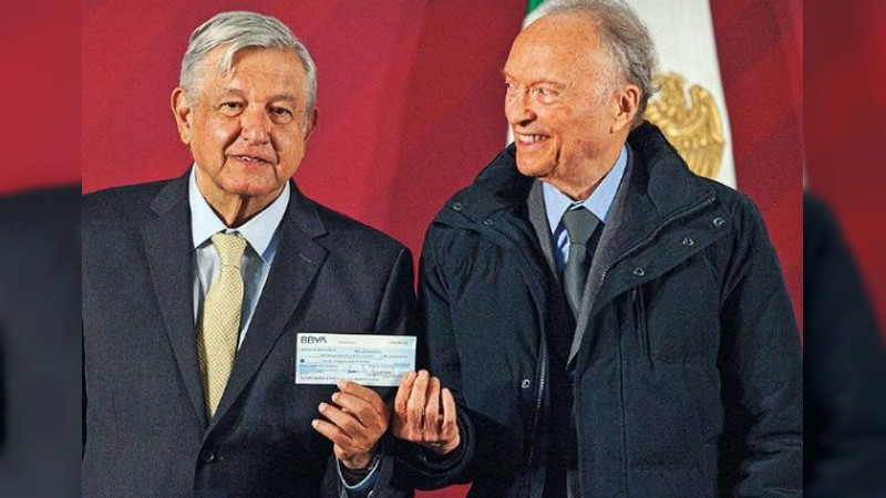FGR hizo extorsión para conseguir cheque de 2 mil mdp que Manero dio a AMLO: Elías Sacar 