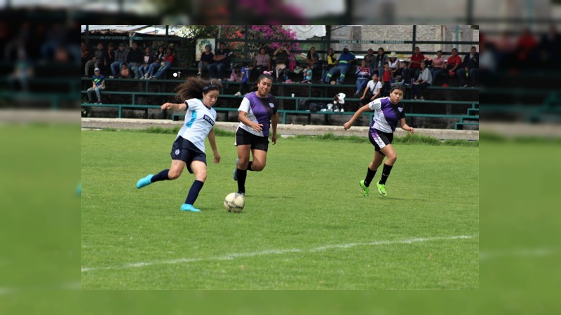 La UMSNH se corona en la Categoría 2004-2007 de la rama femenil