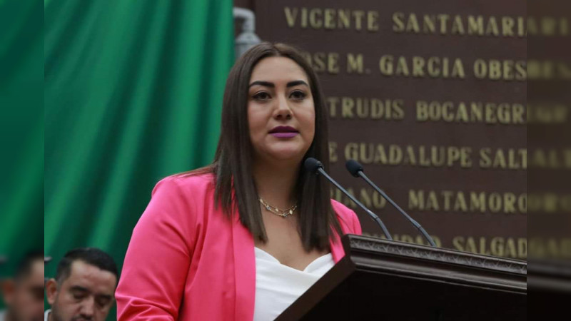 Indolencia de Estado y Federación, lleva a población y funcionarios municipales al matadero: Mónica Valdez 