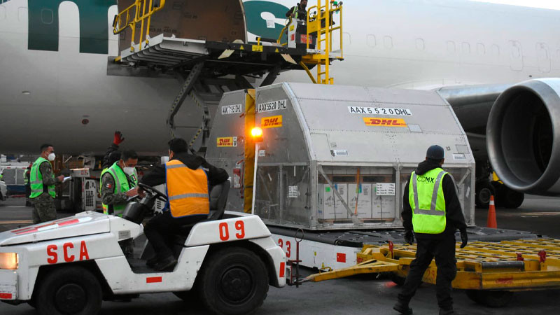 Llega a México cuarto embarque con más de 700 mil vacunas pediátricas contra Covid-19 
