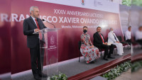 Conmemora gobernador de Michoacán aniversario Luctuoso de Francisco Xavier Ovando
