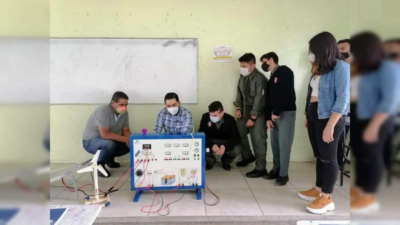 Con talleres multidisciplinarios, fomentamos educación integral: Yarabí Ávila 