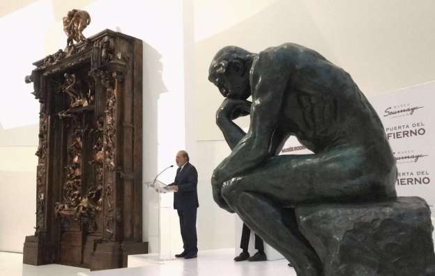 Llegó al Museo Soumaya "La puerta del Infierno" de Auguste Rodin - Foto 1 