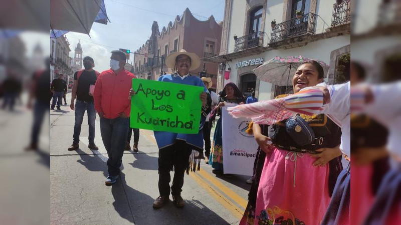 Diputados locales aprueban el reconocimiento de kuarichas, guardias comunitarias de Michoacán  
