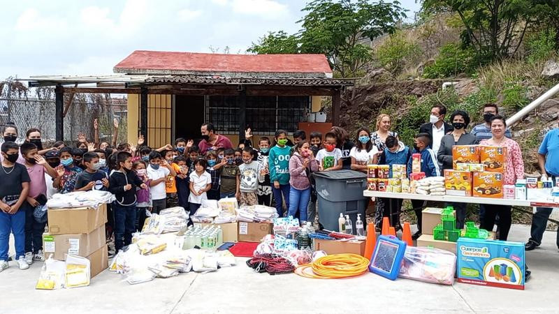 SEE entrega materiales a más de 140 escuelas