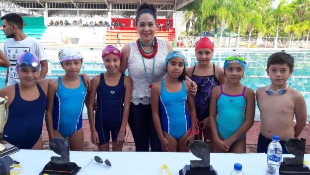 La unidad deportiva Adolfo López Mateos, sede del campeonato estatal de natación de novatos que reúne a más de 190 atletas - Foto 0 