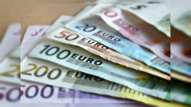 Acumula euro una depreciación del 12 por ciento frente al dólar en el 2022 
