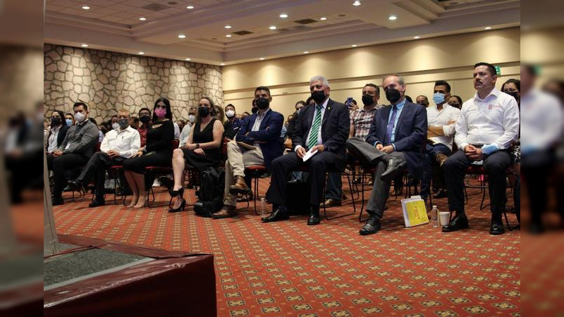 SEE trabaja en plan multianual para impulsar la educación en Michoacán 