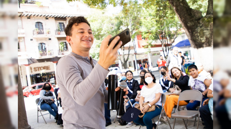 Exitosa función de cuentacuentos en la Pérgola municipal