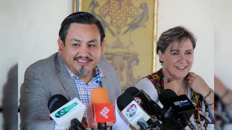 Grupo Parlamentario del PRD ha impulsado una agenda de derechos y con sentido humanista: Víctor Manríquez 