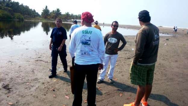 Continúan búsqueda de menor tragado por cocodrilo en Lázaro Cárdenas, Michoacán - Foto 2 
