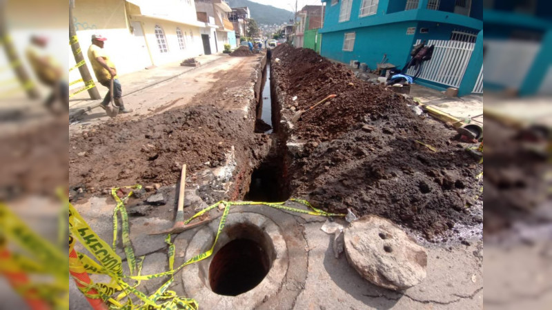 Rehabilita CAPASU 80 metros lineales de drenaje sanitario y 15 descargas domiciliarias: Uruapan