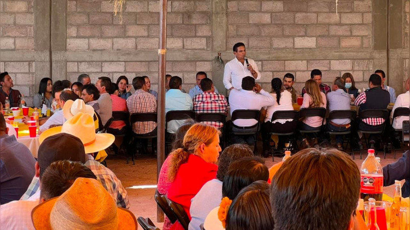 Silvano Aureoles en el oriente de Michoacán: Perdió su bastión en elecciones, permitió cárteles y corrupción y hoy regresa a hacer campaña 