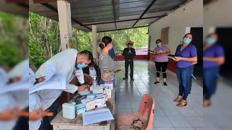 Mantiene SSM módulos de pruebas Covid-19 en región Lázaro Cárdenas