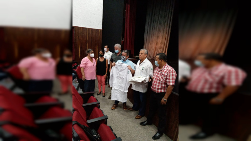 Llegan a México 60 médicos cubanos. Serán enviados a Colima y Tlaxcala