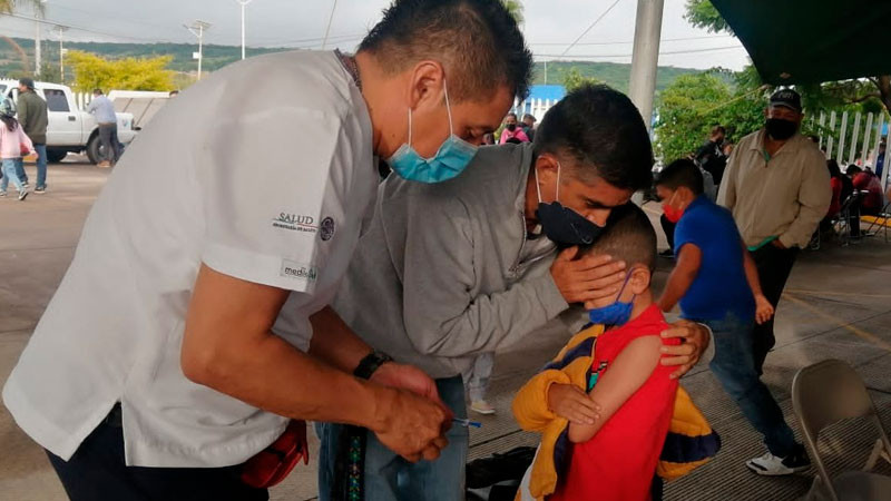 Continúa vacunación anti Covid-19 a niños de 5 a 11 años 