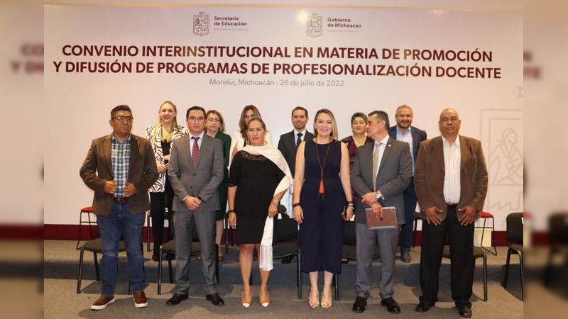 SEE firma convenio para capacitación de docentes