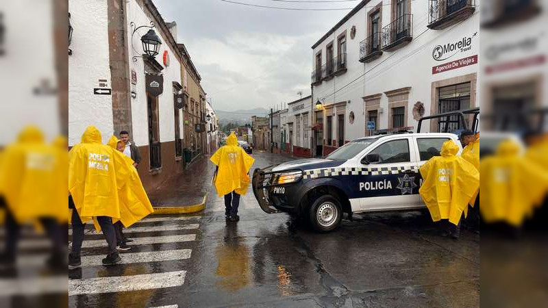 Niega Ayuntamiento de Morelia ser rebasados por lluvia, familias están contentos por atención; Yankel Benítez 