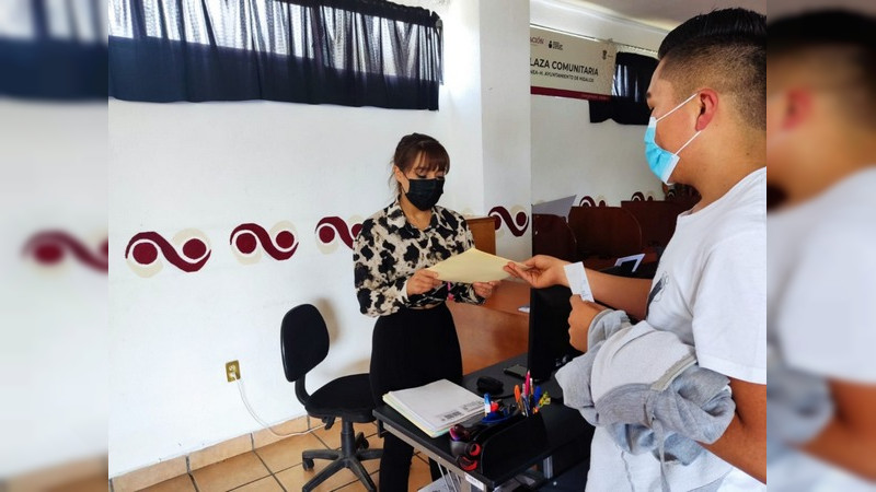 Lanzan convocatoria de becas de transporte para jóvenes estudiantes de Ciudad Hidalgo, Michoacán 