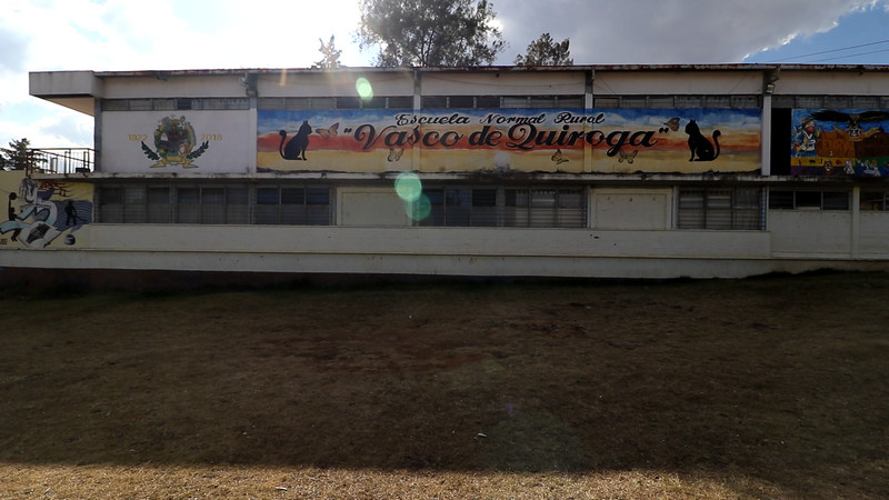 Normal de Tiripetío en el abandono aseguran estudiantes  