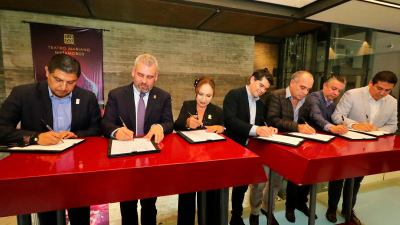 Gobierno de Michoacán signa convenios con sector empresarial para fortalecer la economía y el turismo 