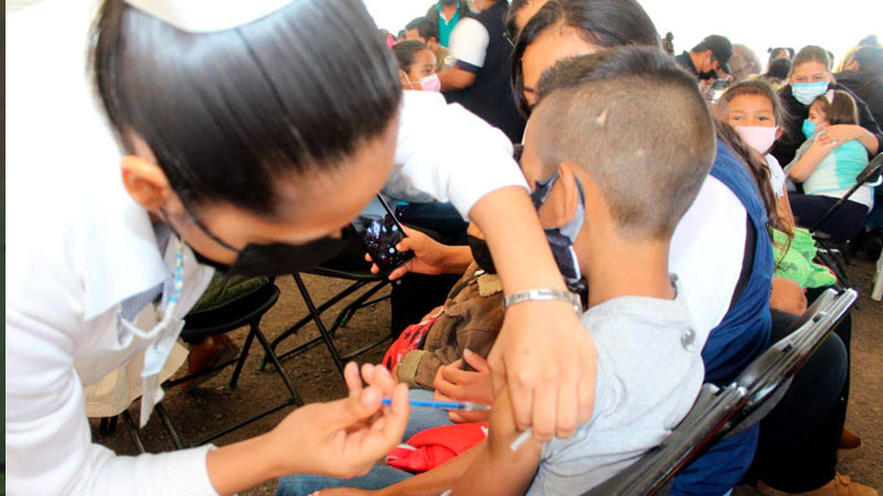 Más de 15 mil adolescentes de 12 a 17 años, vacunados en Morelia en 2 días de jornada 