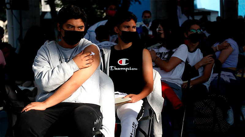 Gobierno de Michoacán ha vacunado a 973 mil menores de 5 a 17 años 