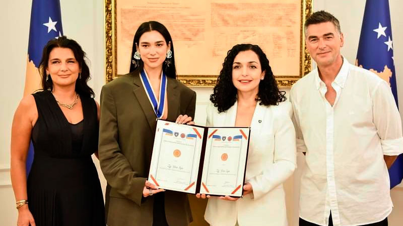 Dua Lipa es nombrada embajadora de honor de Kosovo, su país natal 